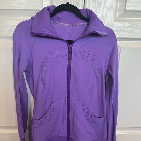 SOLD Lululemon In Stride Jacket with Hood - Picture 1 of 4